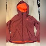 The North Face  Women's red and Orange Ski winter snow zip up Jacket Photo 0