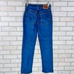 Levi's Classic Blue Wedgie Straight Button fly Jeans Size 27 Photo 2
