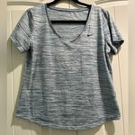 Nike Dri-Fit Loose Fit Workout V Neck T-Shirt, light blue heather M Photo 3