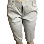 Daisy Fuentes  Khaki Capri Size 8 (Preowned) Photo 0
