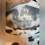 Urban Outfitters Def Leppard Tie Dye Crewneck Sweatshirt Size Medium Photo 4
