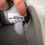 Nike Free 5.0 size 8 running shoe Photo 4