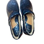 BOC Born concept woman's blue patent leather clogs size 8M Photo 8