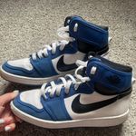 Air Jordan High Top Jordan Retro 1 Photo 3