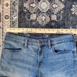 Old Navy High-Waist Classic Denim Rolled Hem Women's Light Wash Shorts Size 8 Photo 8
