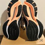 Mizuno NWT  Wave Rider 26 Women's Running Shoe Black Peach Pink Coral US 6 EUR 36 Photo 4