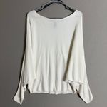 Marciano  sz XS white long sleeve‎ sweater Photo 6