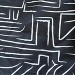 Worthington  Women's Petite Large Geometrical Sleeveless Black & White Top Blouse Photo 3