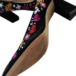 GUNMETAL Embroidered Floral Suede Heels Size 8 Red Photo 4