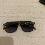 Quay Australia  Sunglasses Photo 2