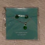 Emerald necklace and earring studs Green Photo 0