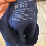 FIGS Sz S Scrub Top! No Free Shipping:( Photo 2