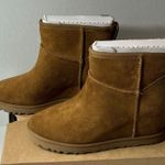 UGG Classic Femme Mini Wedge Bootie Chestnut suede NEW Winter Casual Classic Fall Photo 0