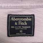 Abercrombie & Fitch Lavender Purple New York, NY Tee Shirt Size XS Photo 2