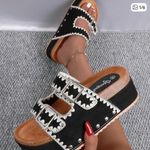 Boutique Platforms Photo 0