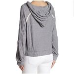 Free People  Women’s Kimmie Hoodie Gray Cropped Long Sleeve Size Medium‎ Photo 9