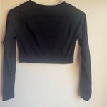 Black Long Sleeve Women's Workout Crop Top Size Medium Unbranded Photo 3