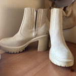 VICI Heeled Boots Photo 0
