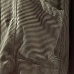 Balance Collection Woman’s Black and gray pin stripe skort with drawstrings and 2 side pockets Photo 5