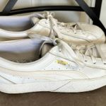 Puma Size 9.5  White Sneakers Photo 4