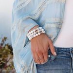 VICI KARMA BEADED BRACELET - WHITE HOWLITE Photo 0