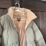 Threadbare Puffer Jacket Women’s Size 10(USA) light green cropped Photo 6