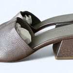 Vince Karissa Metallic Leather Slide Block Heel Sandals women's Size 8 M Photo 0