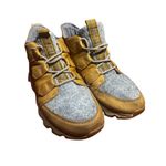 Sorel  women’s size 7.5 winter boot  leather and wool Photo 0