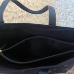 Tommy Hilfiger Purse Photo 4