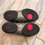 Nike women's size 8 gray/pink Musique IV sneakers 32475-063 Photo 5