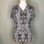 Coco Bianco  Black & White Paisley Zip Front Flutter Sleeve Top S Photo 3
