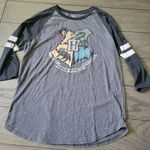Harry Potter  hogwarts shirt top size M medium Photo 0