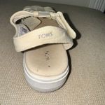 Toms  Sandals Photo 3