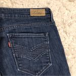 Levi's Levi’s Demi Curve Classic Fit Embroidered Pockets Cropped Capri Jeans 8 Photo 5