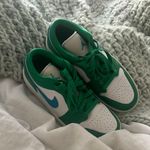 Nike Jordan Green Jordan 1  Photo 0