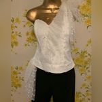 Lulumari NWT one shoulder lace top white size L Photo 2