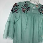 Arizona Jeans B45   Arizona Jean layered chiffon floral embroidered top size x Small Photo 1