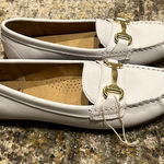 White Mountain  leather loafers size 8.5 Photo 0