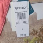 Roxy  freedom coral bikini size large/XLg Photo 1
