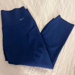 Nike NWOT  Univera leggings Photo 3