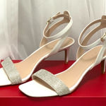 Kelly & Katie  White heels Photo 0