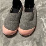 Mahabis Women’s Classic Slippers W/ Indoor Outdoor Removable Sole Gray Size 9.5 Photo 3