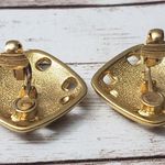 Vintage Clip On Earrings Photo 4