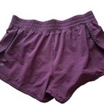 Lululemon  Seek The Heat Short II 2.5" Inseam Dark Adobe size 6 Yoga Run Workout Photo 1