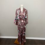 Kim and Ono Robe Kimono Charmeuse Asian Floral Silky Satin Long Pockets Pink Photo 0