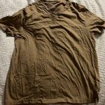 H&M US LG  V neck Coupe fitted light brown T shirt Photo 0