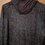 Light Pullover Size M Photo 1