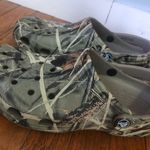 Crocs Camo  size 10 Photo 0