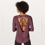 Lululemon Mix & Mesh Long Sleeve Size 6 Photo 2