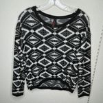 Yoki  Acrylic‎ Sweater Photo 7